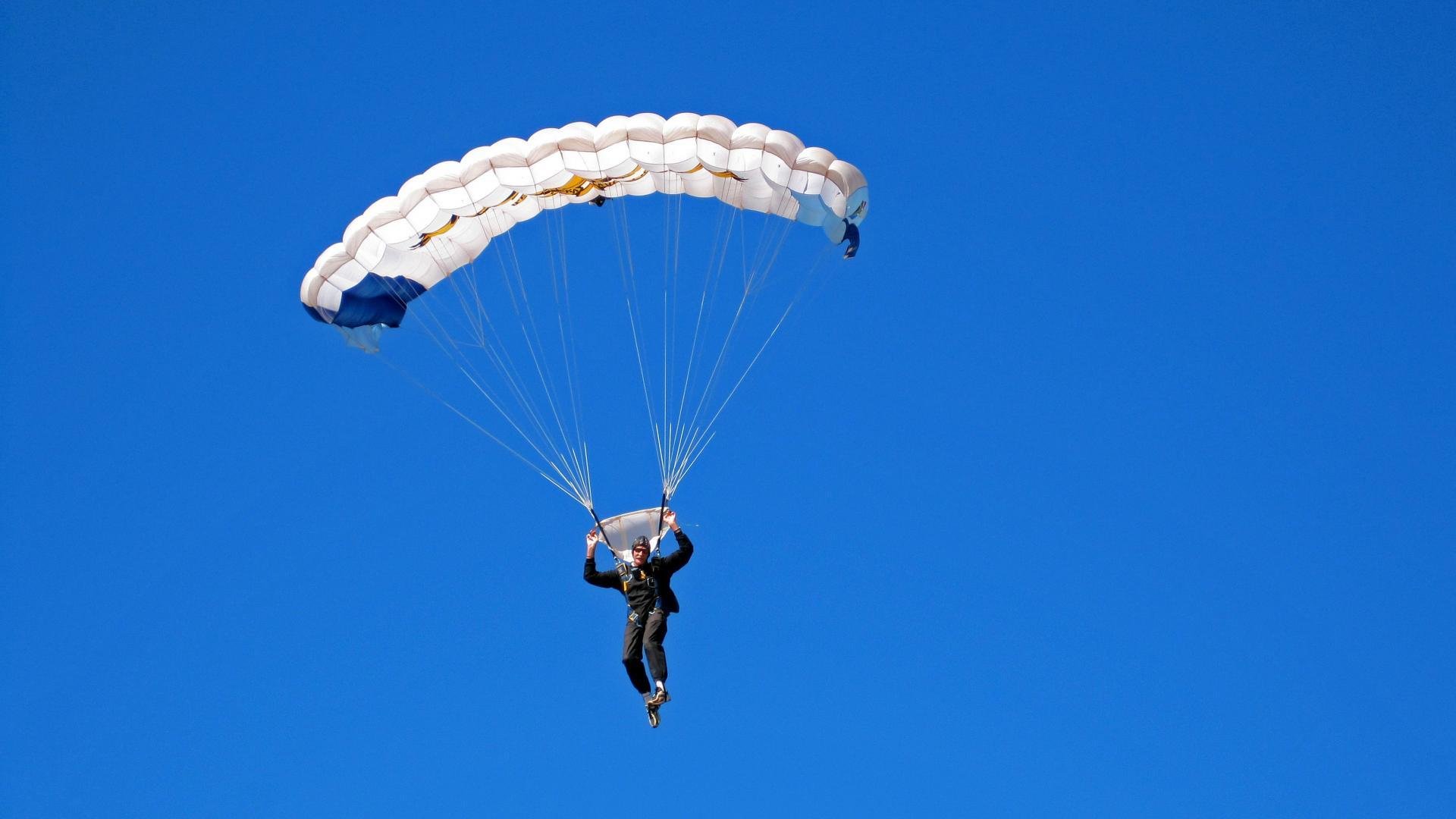中国足球青少年体能监测系统逐步普及，中国足球青少年训练大纲